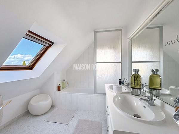 MAISON D'ARCHITECTE ALLIANT CONFORT ET CALME PROCHE DES PLAGES - TREGUEUX