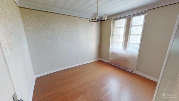 Maison de 93m2 à rénover de 4 Chambres avec garage à Châteauroux