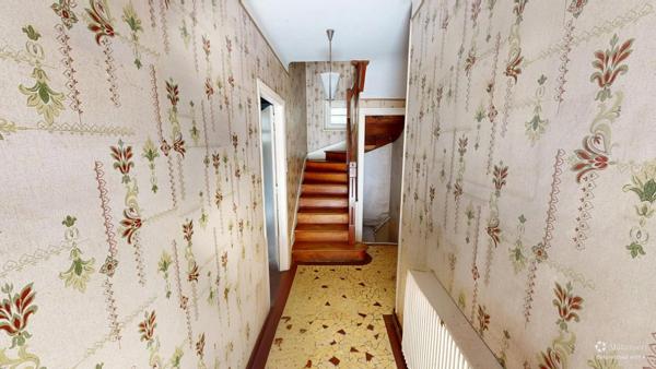 Maison de 93m2 à rénover de 4 Chambres avec garage à Châteauroux