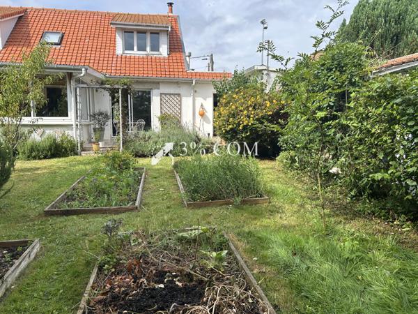 Maison 5 pièce(s) 3 chambre(s) 125 m²