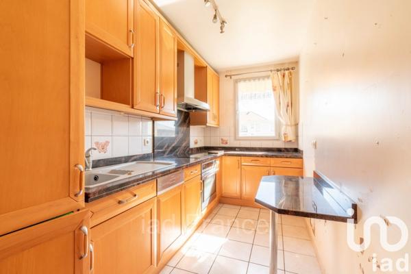 Appartement 3 pièces de 66 m² à Mantes-la-Jolie (78200)