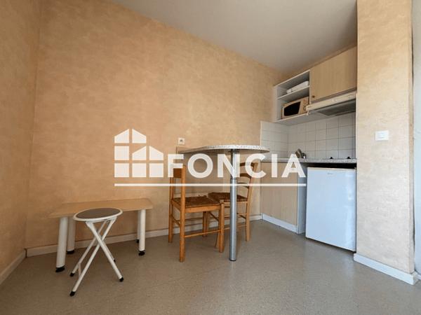 Location Appartement meublé 2 pièces 25 m² - LA ROCHELIERE 4 - 6 RUE GEORGES MORVAN La Rochelle 17000