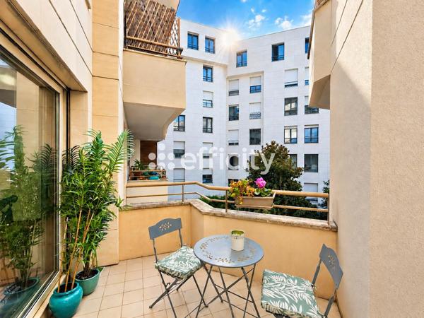 Appartement
         2 pièces
        - 40 m² Exclusivité 350 000 € *