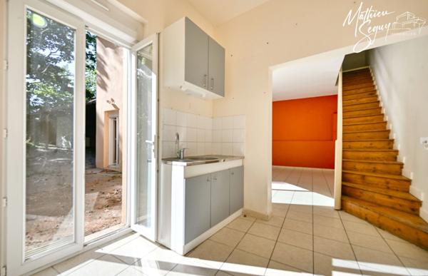 COEUR DE VERNAISON : Maison de village P4 duplex au coeur d'un magnifique parc classé