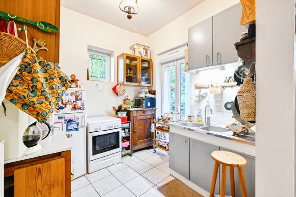 COEUR DE VERNAISON : Maison de village P4 duplex au coeur d'un magnifique parc classé