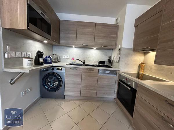 Appartement à louer 2 pièces 42m²