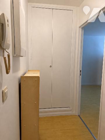 BOULOGNE- SILLY-GALLIENI - Studio avec large balcon