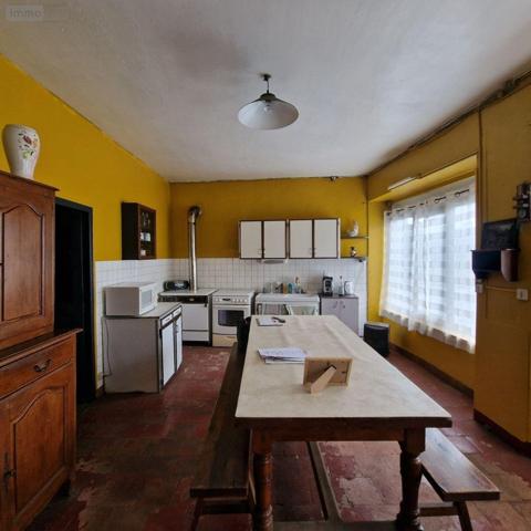 Maison à restaurer à vendre à La Chapelle-au-Riboul en Mayenne (53440), ref : 12725/591