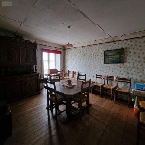 Maison à restaurer à vendre à La Chapelle-au-Riboul en Mayenne (53440), ref : 12725/591