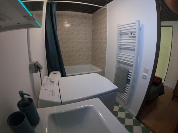 Beau studio vue sur le cap canaille et la mer