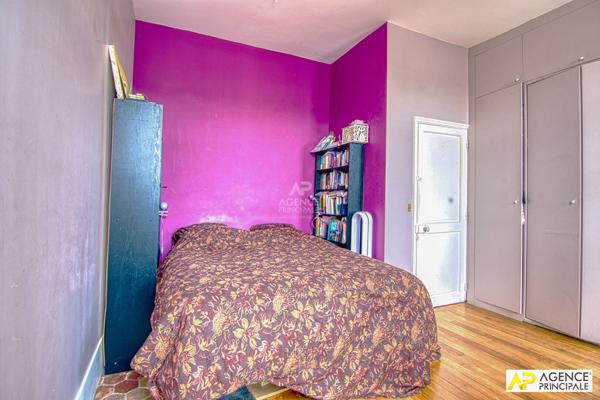 Versailles Saint-Louis Appartement 2ème étage de 3 pièces 77 m² carrez €699 000 ** - Référence 25406