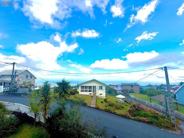 Maison à vendre à La-Plaine-Des-Cafres à la Réunion (97418), ref : 97424/160   
PLAINE DES CAFRES