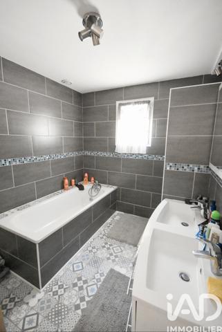 Maison à vendre 6 pièces 98 m² Grand-Couronne