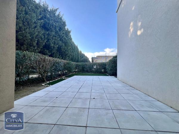Appartement à louer 3 pièces 61.3m² Avignon (84140)
