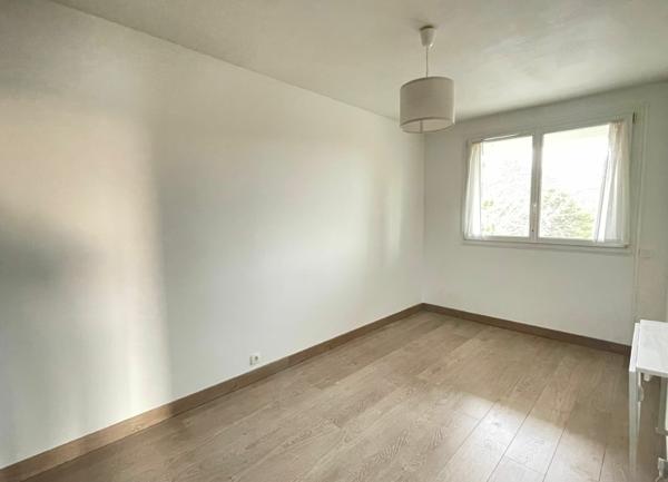 Appartement à louer    4 pièces • 73,71 m2 Saint-Michel-sur-Orge