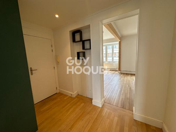 Appartement totalement rénové au centre ville de Lisieux