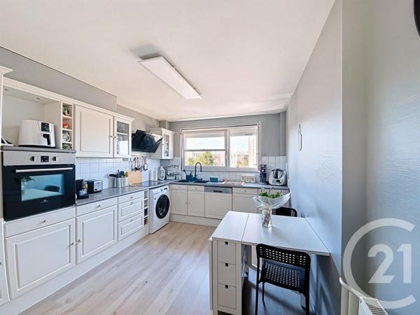 Appartement F4 à vendre  4 pièces - 79,43 m2 ST FONS - 69