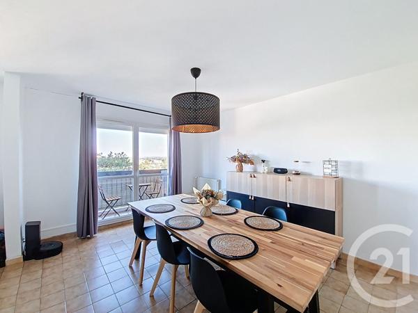 Appartement F4 à vendre  4 pièces - 79,43 m2 ST FONS - 69