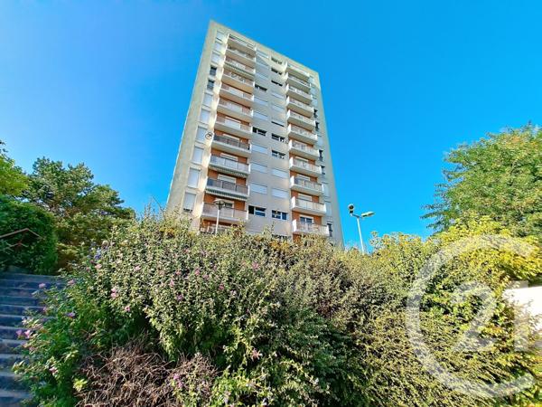 Appartement F4 à vendre  4 pièces - 79,43 m2 ST FONS - 69