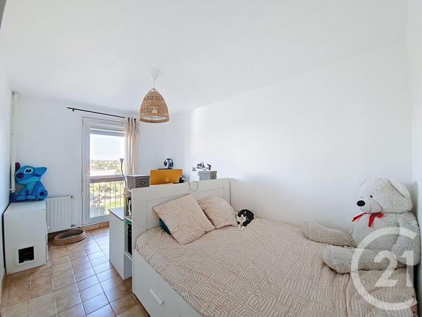 Appartement F4 à vendre  4 pièces - 79,43 m2 ST FONS - 69