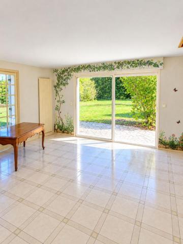 villa 4 pièce(s) 180 m2, avec terrain constructible