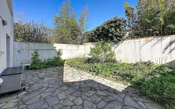 Maison à vendre    5 pièces • 168 m2 La Rochelle