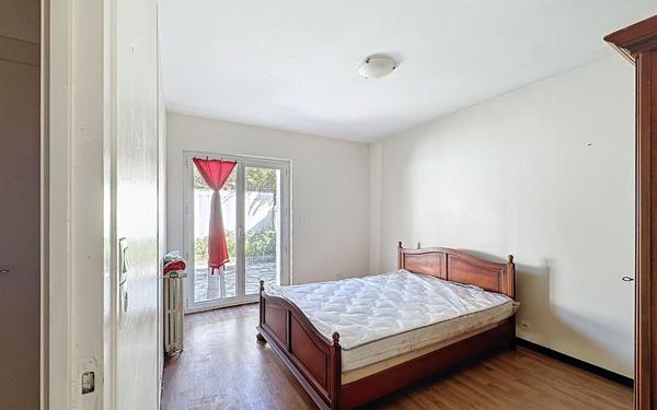 Maison à vendre    5 pièces • 168 m2 La Rochelle