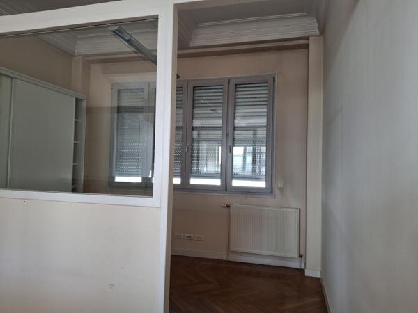 Ancien bureau/ Centre- ville