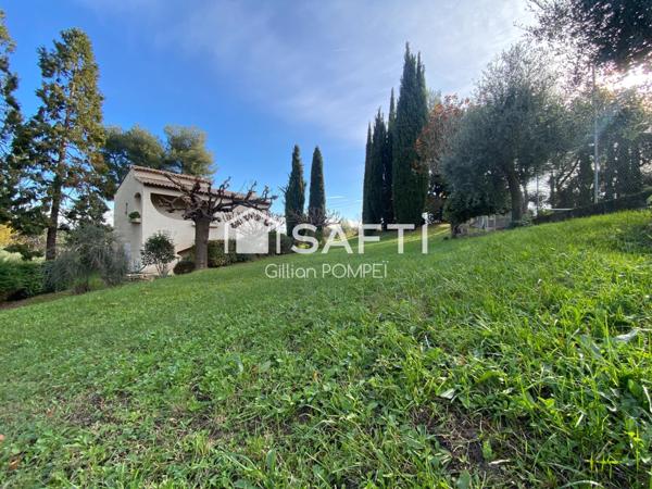 Studio rénové entièrement à Villeneuve-Loubet