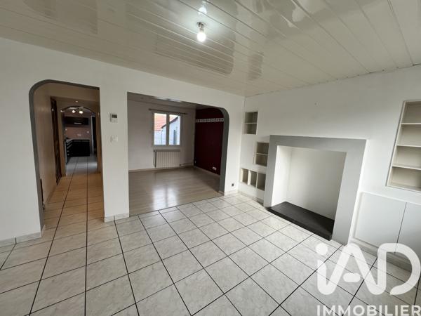 Location maison 5 pièces 73 m² Longpré-les-Corps-Saints