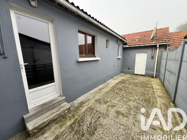 Location maison 5 pièces 73 m² Longpré-les-Corps-Saints