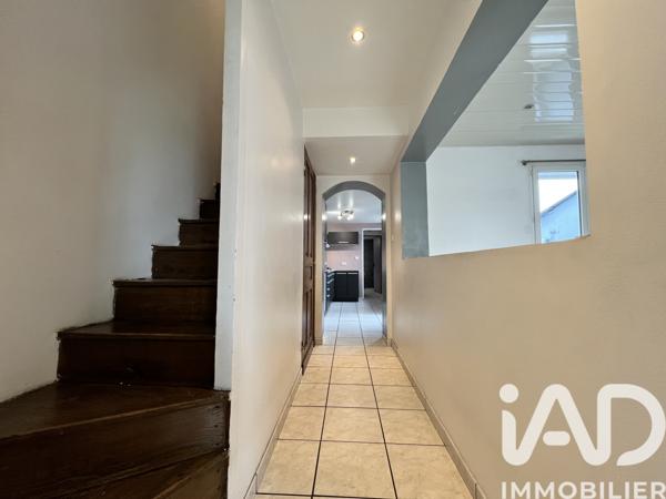 Location maison 5 pièces 73 m² Longpré-les-Corps-Saints