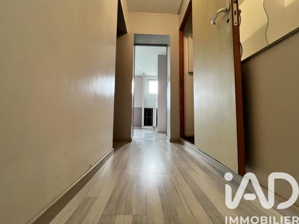 Location maison 5 pièces 73 m² Longpré-les-Corps-Saints