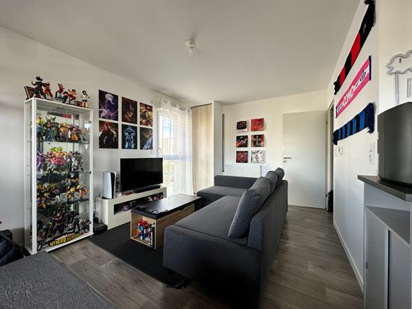 Appartement Orleans 2 pièces 47 m² - résidence de 2019 - parking sous-sol et balcon