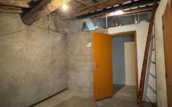 Maison à vendre    7 pièces •  Montagnac