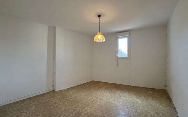 Maison à vendre    7 pièces •  Montagnac