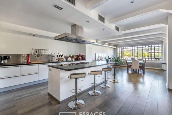 Loft avec vue sur la Saône dans une ancienne biscuiterie