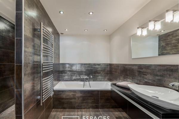 Loft avec vue sur la Saône dans une ancienne biscuiterie