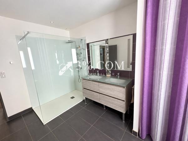 Maison 5 pièce(s) 3 chambre(s) 108 m²