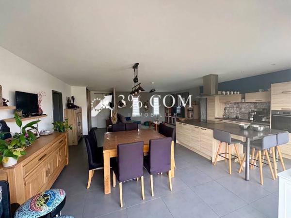 Maison 5 pièce(s) 3 chambre(s) 108 m²