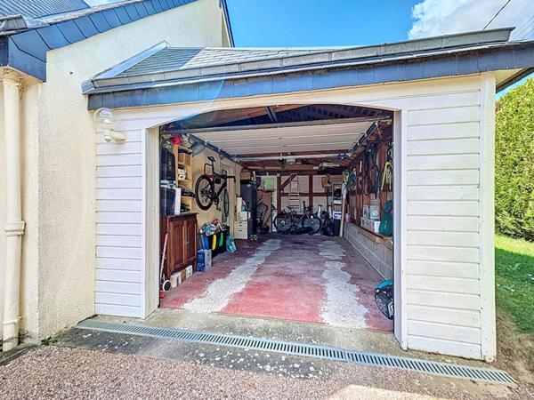 Maison 10 pièce(s) 217 m2