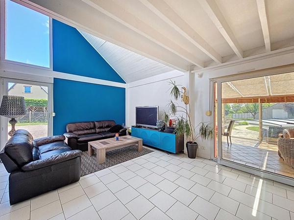 Maison 10 pièce(s) 217 m2