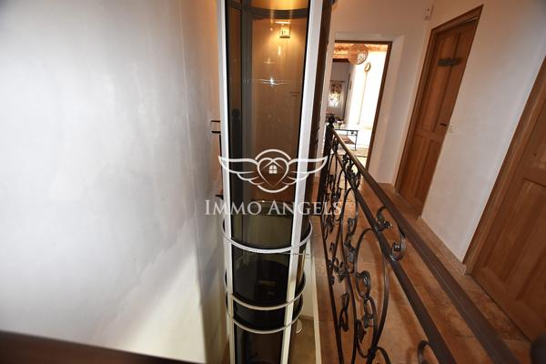 Propriété d’Exception au Cœur de Sainte-Cécile-les-Vignes