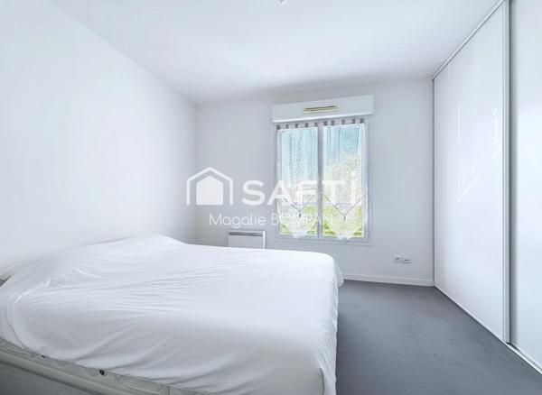 Centre à 5 min à pied, calme, jardin clos et garage