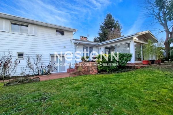 Nestenn IGNY - Maison indépendante de 202m² avec 4 chambres, Quartier Vilgénis, Séjour triple exposition, Jardin, sous-sol total, garage, Proche école Steiner et collège, Axes routiers A6/ A10/N118 faciles d'accès.