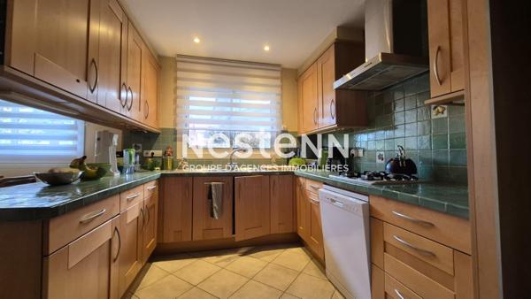 Nestenn IGNY - Maison indépendante de 202m² avec 4 chambres, Quartier Vilgénis, Séjour triple exposition, Jardin, sous-sol total, garage, Proche école Steiner et collège, Axes routiers A6/ A10/N118 faciles d'accès.