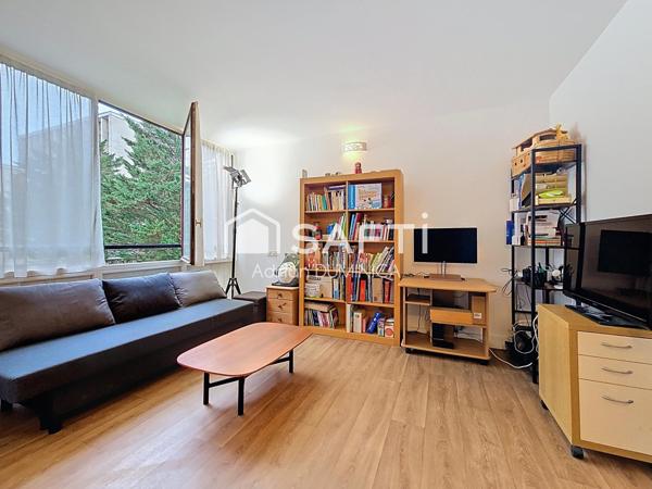 Très bel appartement au calme en bordure de forêt