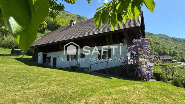 Ferme authentique avec terrain constructible 2813 m2