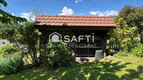 Ferme authentique avec terrain constructible 2813 m2