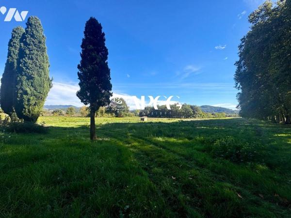 ENSEMBLE IMMOBILIER - FORT POTENTIEL - A RENOVER EN DROME PROVENCALE 